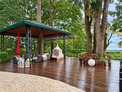 Pool & gardens — Deck