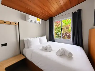 Rock room — Bedroom